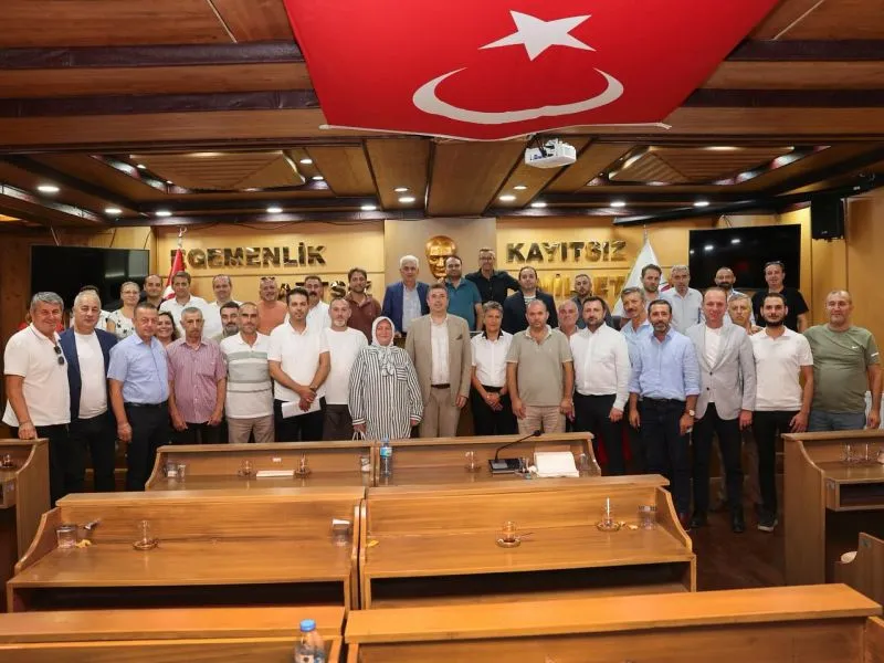 Başkan Erhan Güzel, Mahalle Muhtarlarıyla Bir Araya Geldi 
