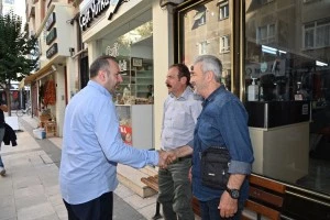 BAŞKAN TUTUK ESNAFIN YANINDA