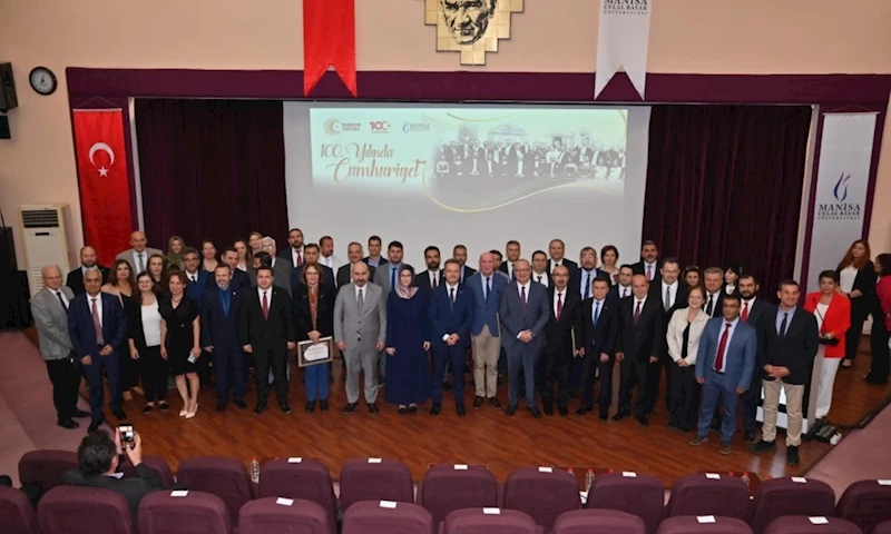 Cumhuriyetin 100. Yılına Özel Panel Düzenlendi