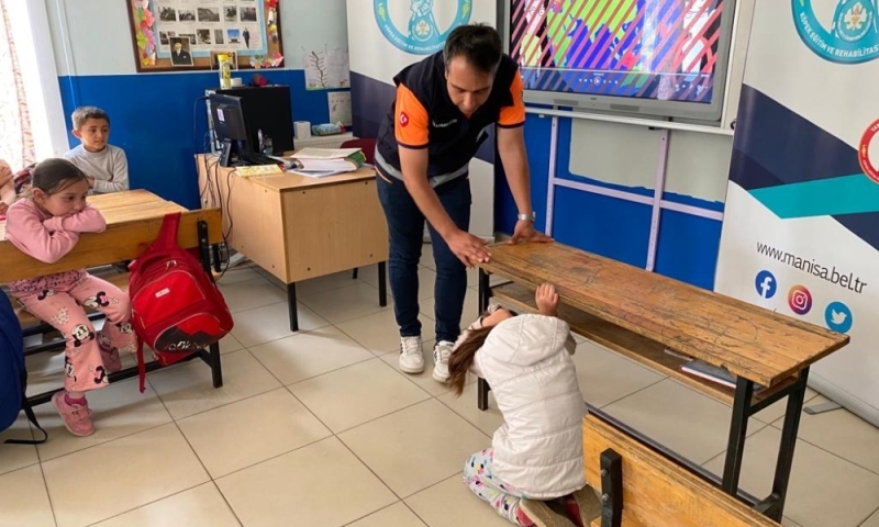 Çullugöreceli Öğrenciler Afete Karşı Bilinçlendirildi