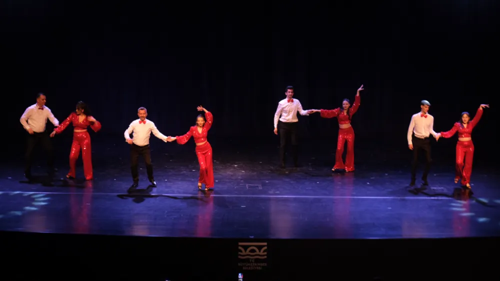 Dansın ve sanatın büyüsü Büyükçekmece’de sahneye taşındı 
