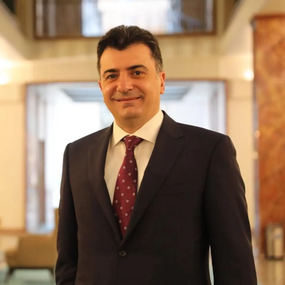 CHP MİLLETVEKİLİ ZEYNEL EMRE KURBAN BAYRAMI BASIN İLANI